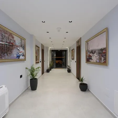 Residence Inn Hotel ホテル