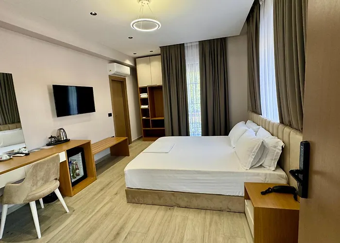 Residence Inn Hotel 4* Tirana