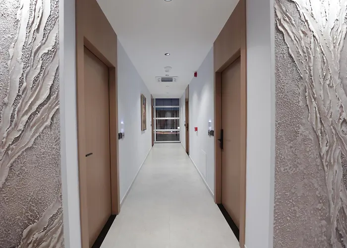 Residence Inn Hotel 4*