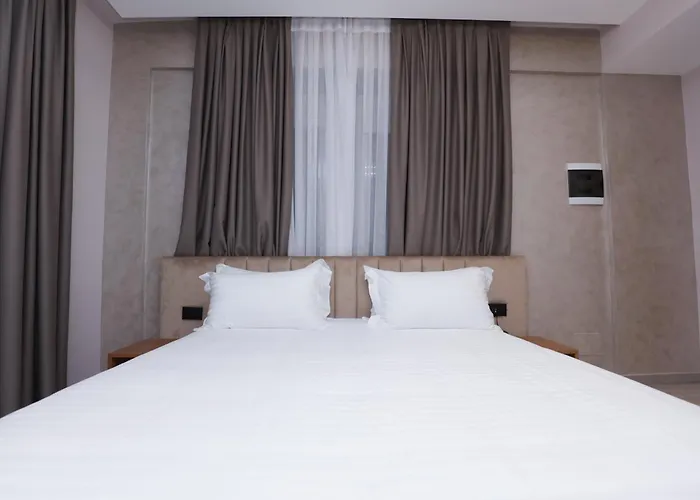 Residence Inn Hotel 4* Tirana