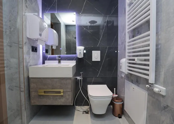 Residence Inn Hotel 4* Tirana