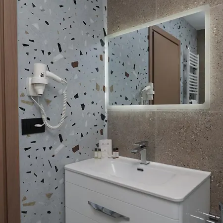 Residence Inn Hotel Отель 4*