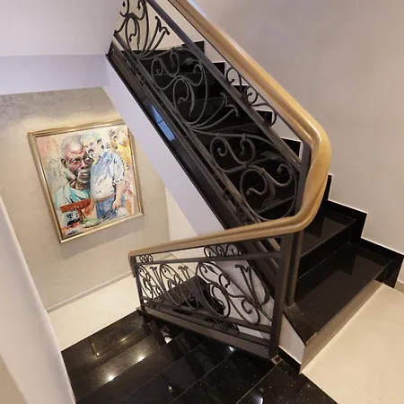 Residence Inn Hotel Отель