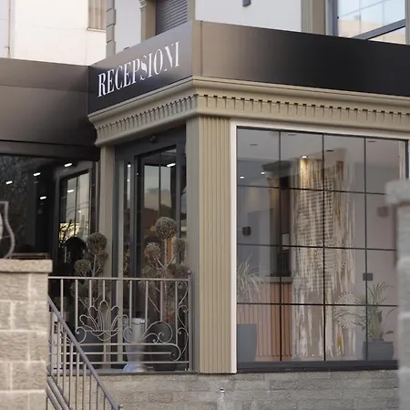 Residence Inn Hotel Отель