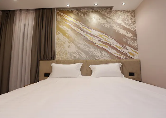 Residence Inn Hotel 호텔 티라나