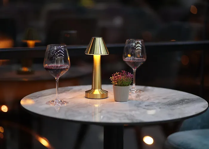 Residence Inn Hotel 호텔 티라나