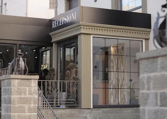 Residence Inn Hotel 호텔